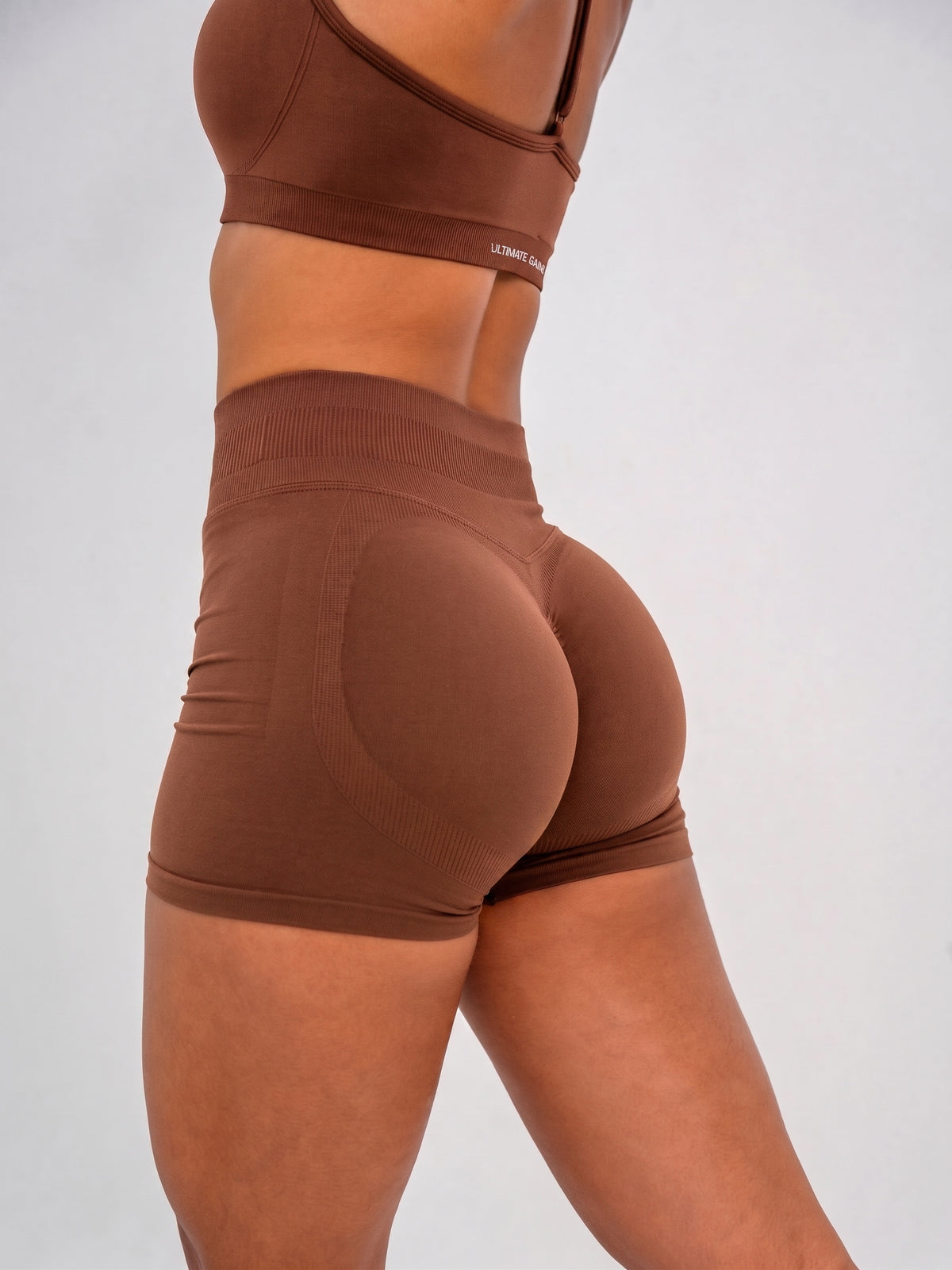 Luna | Premium Seamless Scrunch Short - Braun