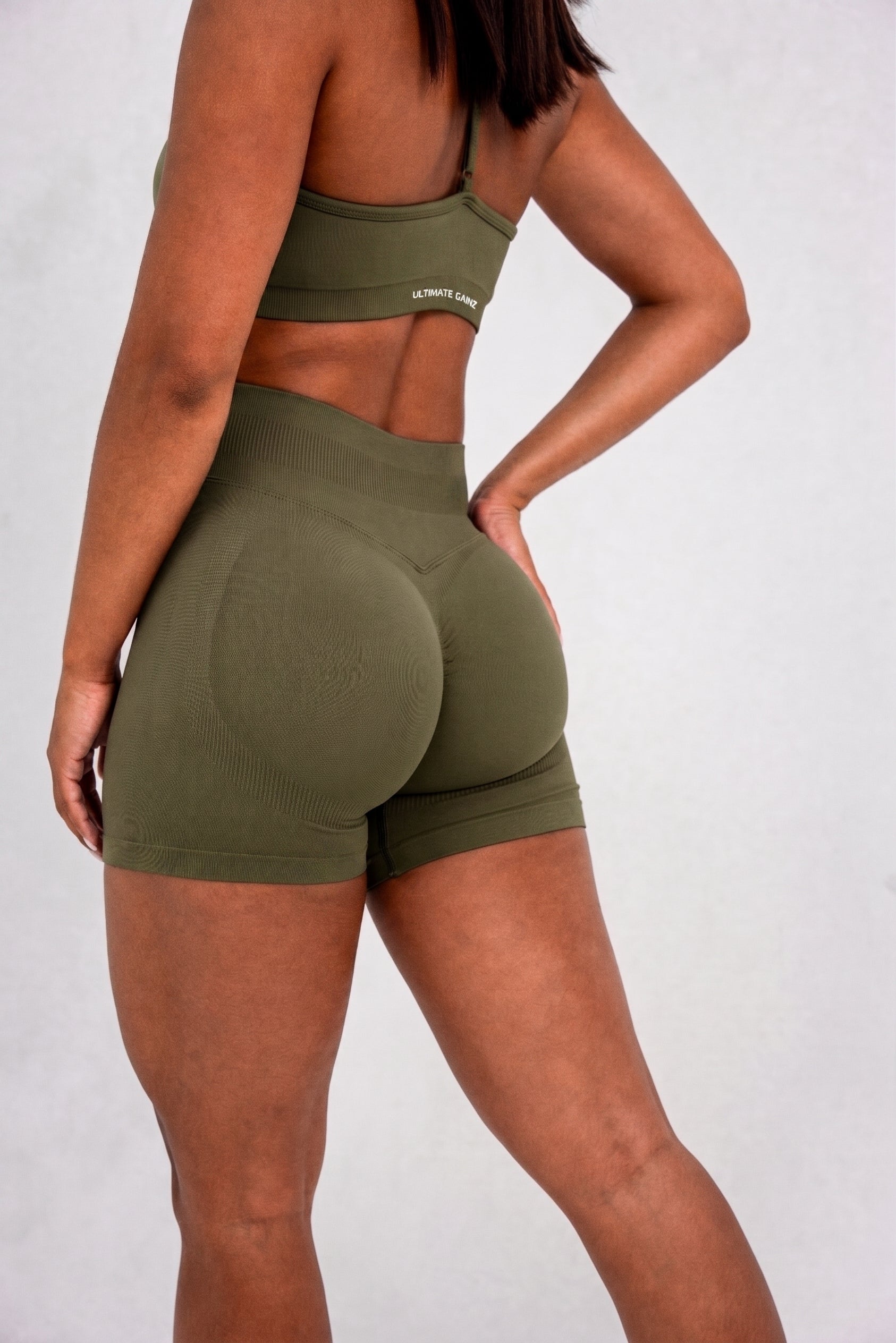 Luna | Premium Seamless Scrunch Short - Groen