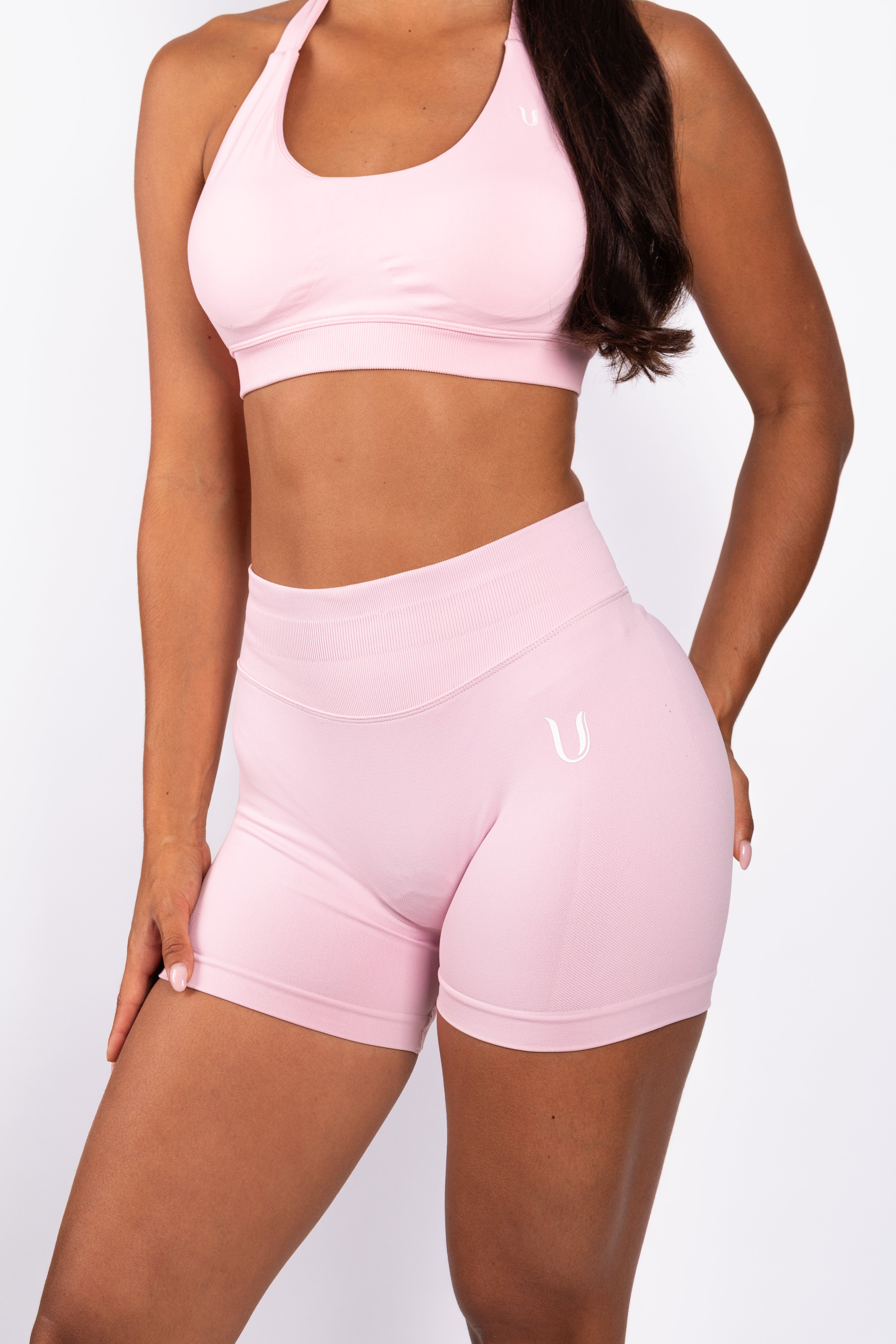 Beau | Hochleistungs-Scrunch-Shorts - Rosa