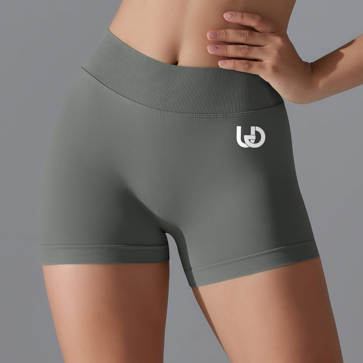 Mila V2 | Scrunch Sport Shorts - Grau