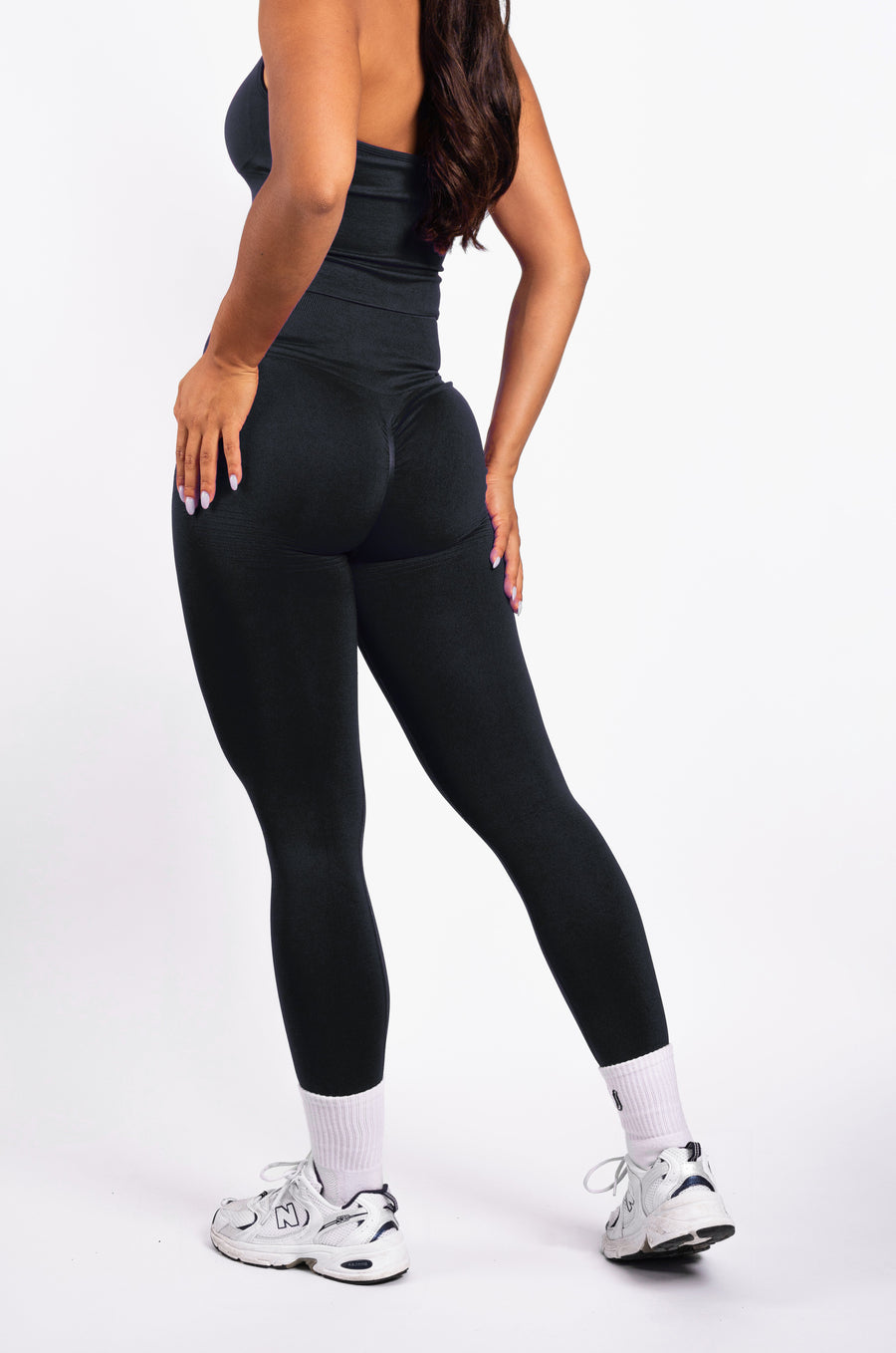Bibi | Gerippte Nahtlose Legging – Schwarz