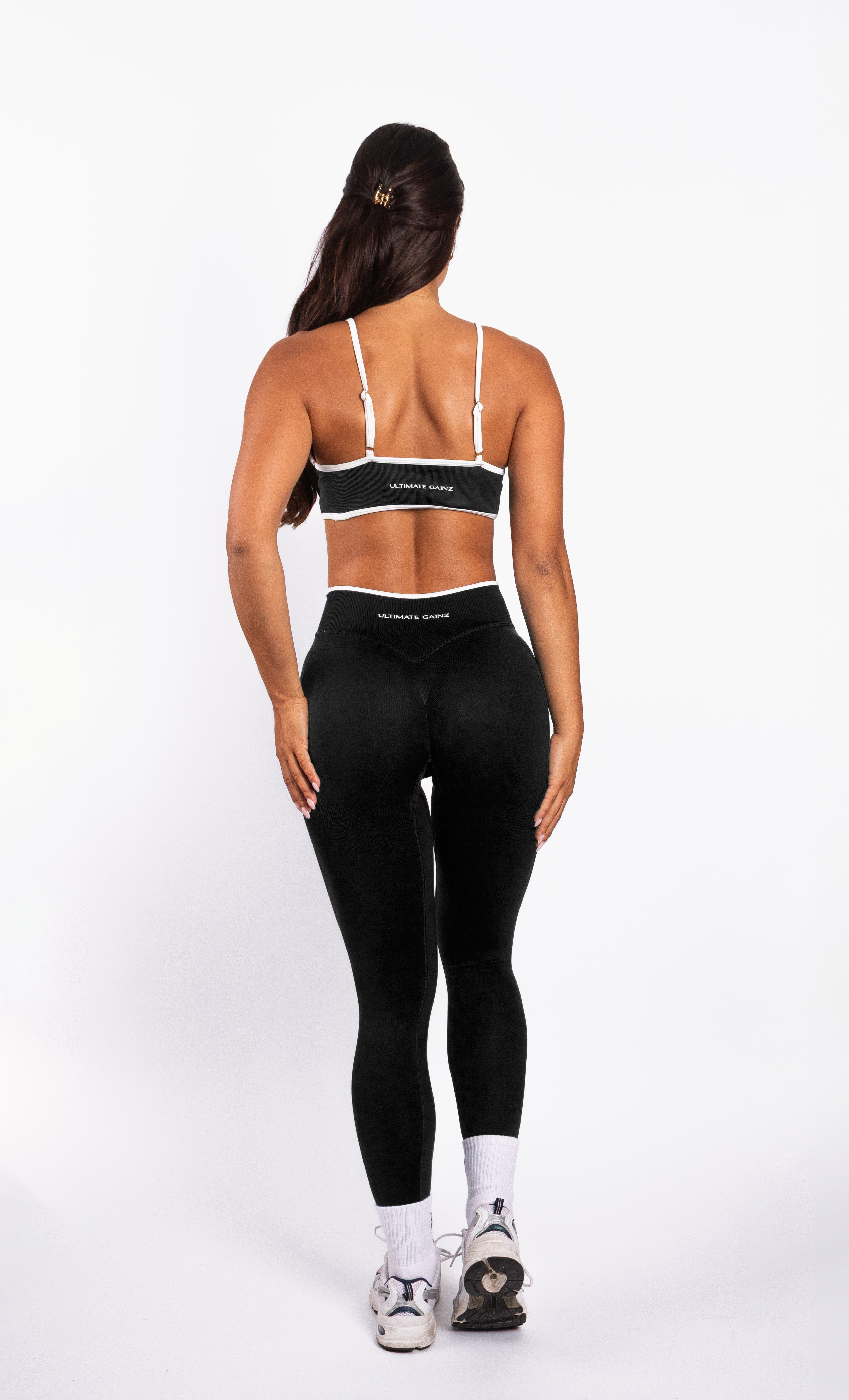Ivy | Seamless Shape Legging – Schwarz