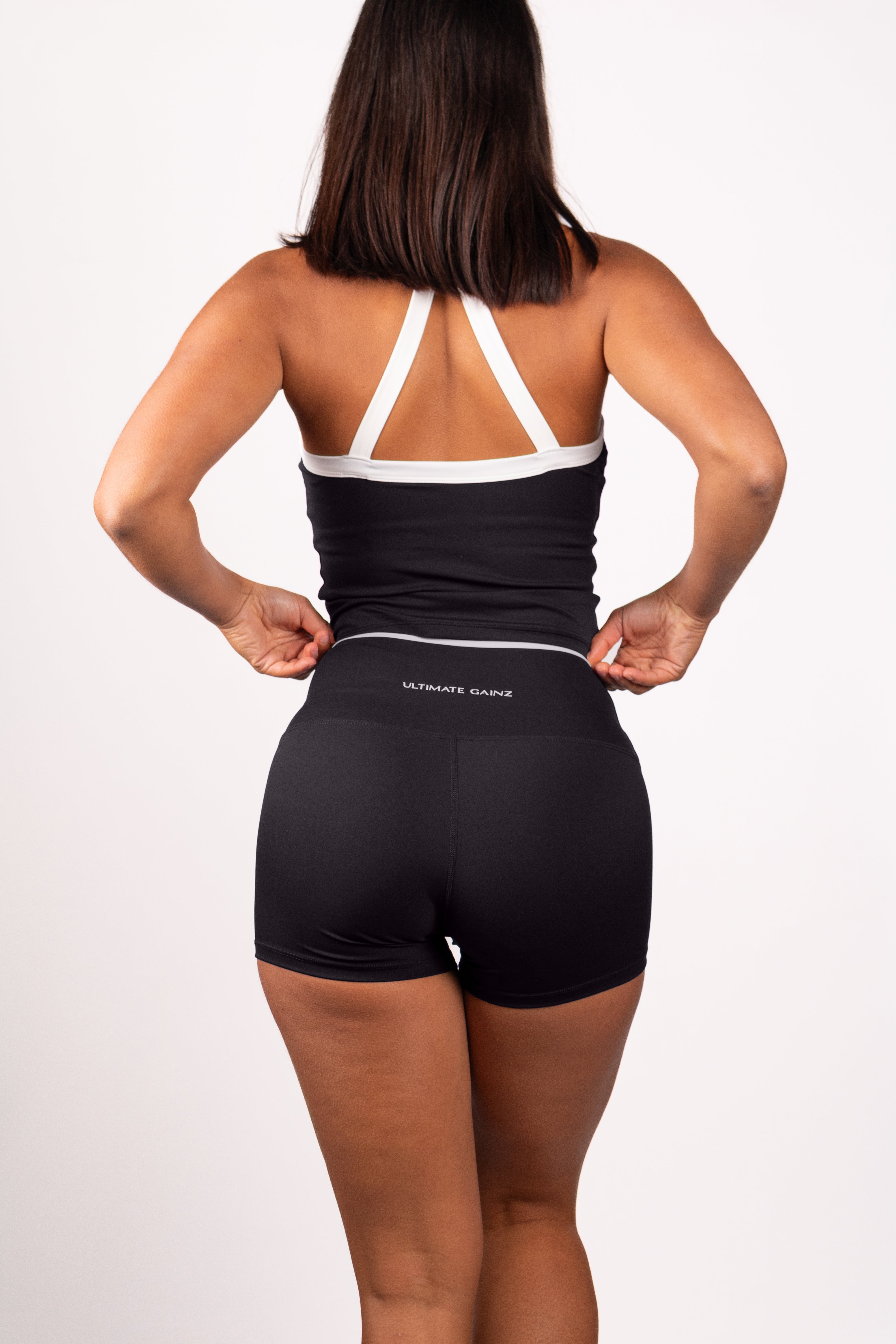 Ivy | Open Back Top – Schwarz