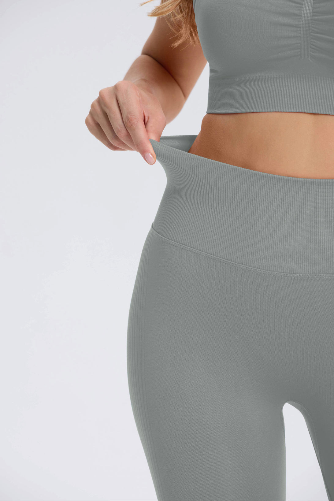 Maeve | High Waist Scrunch Leggings - Grau